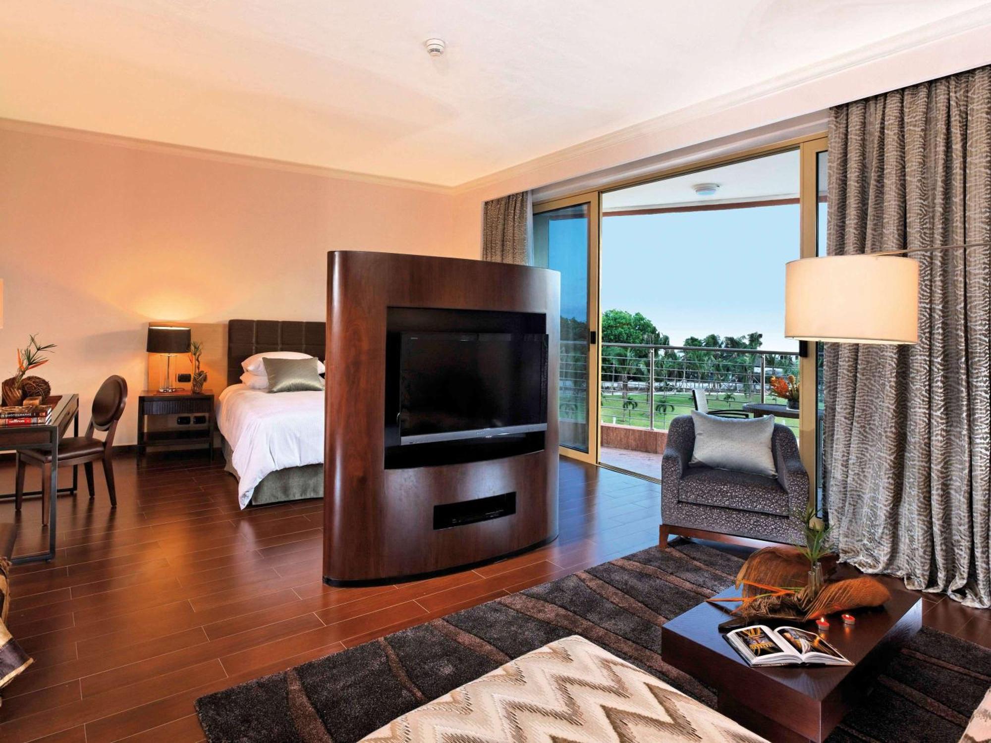 Moevenpick Ambassador Hotel אקרה מראה חיצוני תמונה