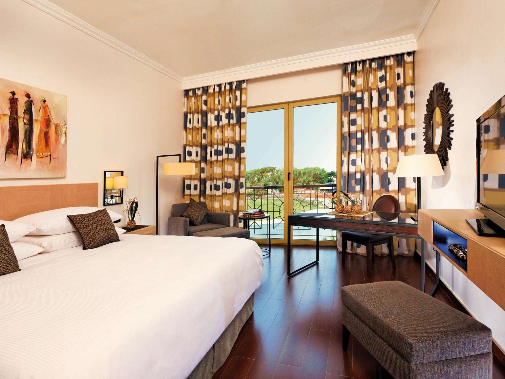 Moevenpick Ambassador Hotel אקרה מראה חיצוני תמונה