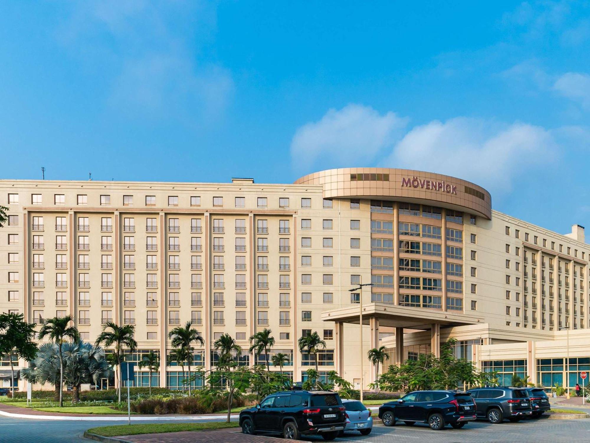 Moevenpick Ambassador Hotel אקרה מראה חיצוני תמונה